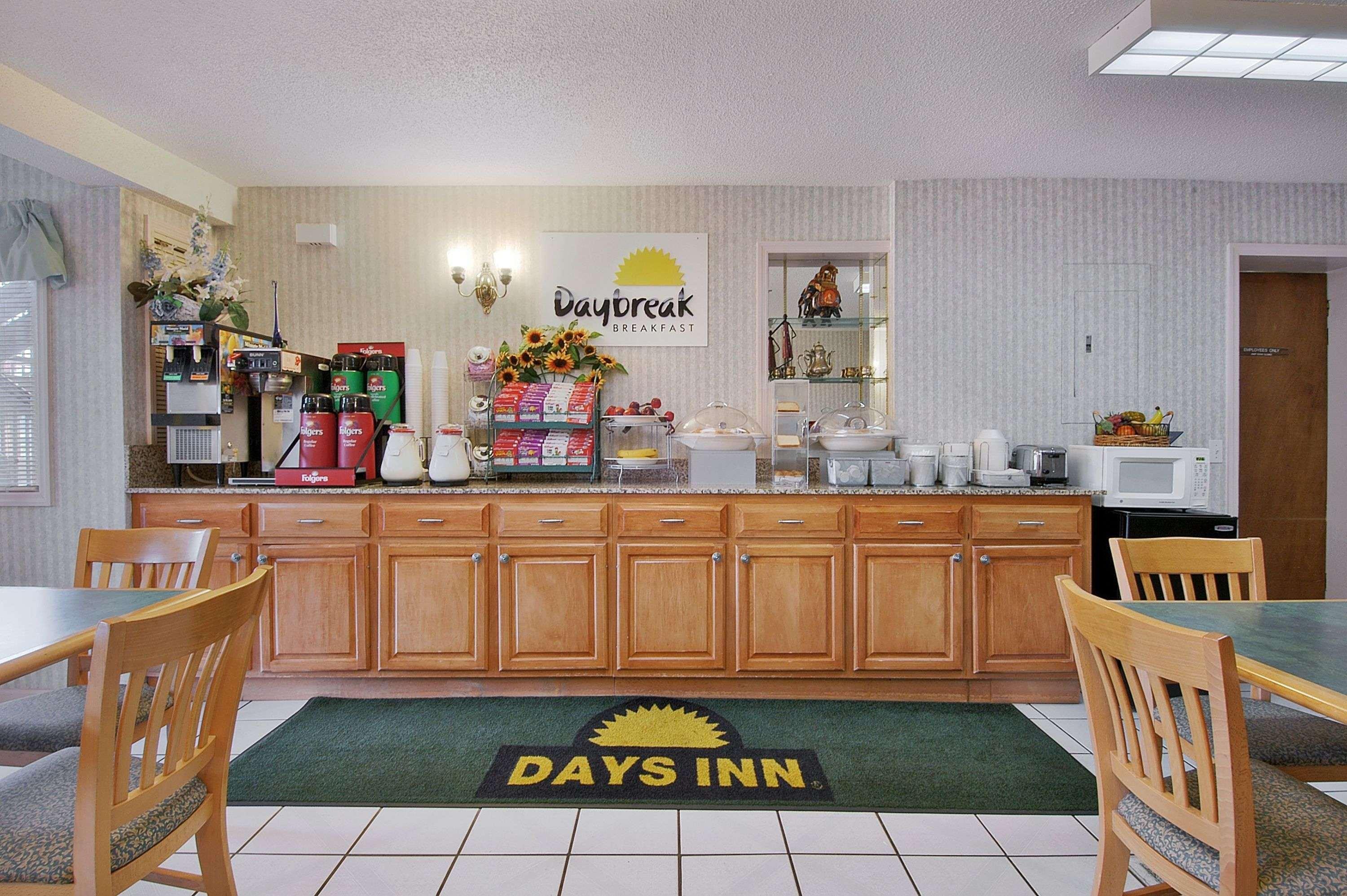 Days Inn By Wyndham Κάρτερσβιλ Εξωτερικό φωτογραφία