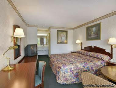 Days Inn By Wyndham Κάρτερσβιλ Εξωτερικό φωτογραφία